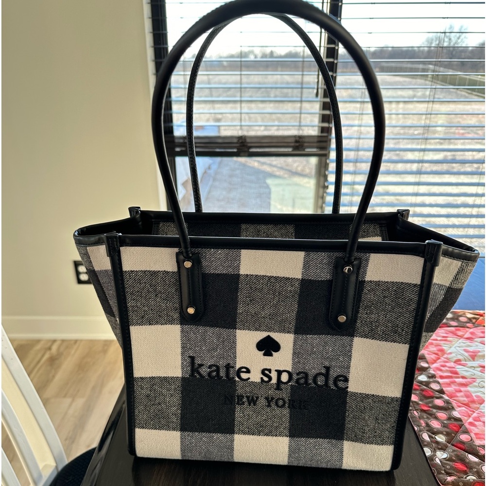 Kate spade black and white purse